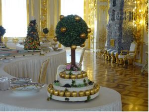 %e3%82%a8%e3%82%ab%e3%83%86%e3%83%aa%e3%83%bc%e3%83%8a%e5%ae%ae%e6%ae%bf%e3%81%ae%e9%a3%9f%e5%99%a8