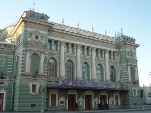 %e3%83%9e%e3%83%aa%e3%82%a4%e3%83%b3%e3%82%b9%e3%82%ad%e3%83%bc%e5%8a%87%e5%a0%b4%e5%a4%96%e8%a6%b3