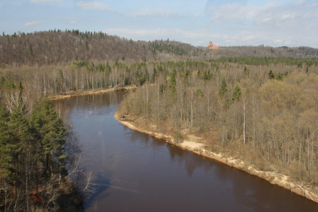 ロープウェイから見えるガウヤ川