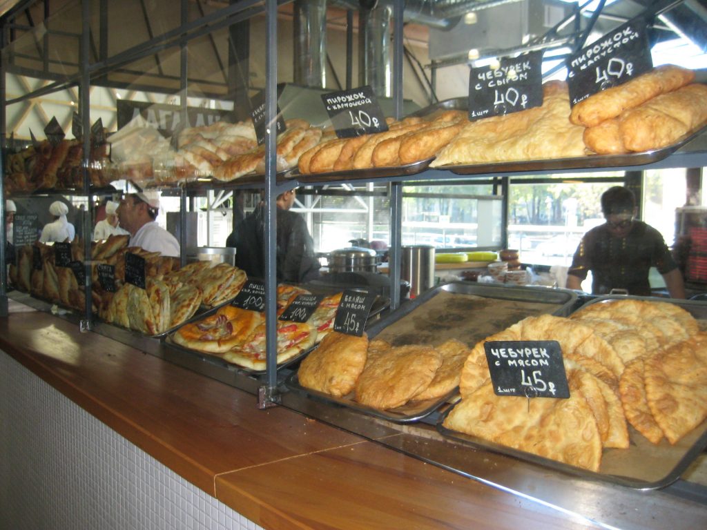 市場のフードコート