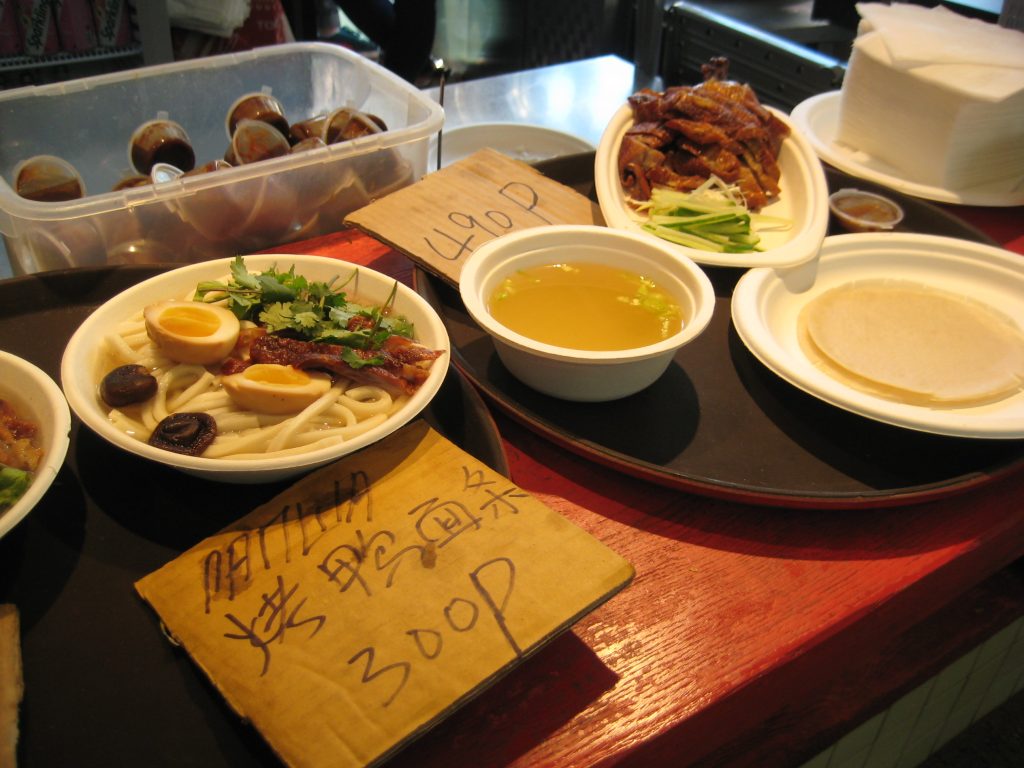 フードコートの中華