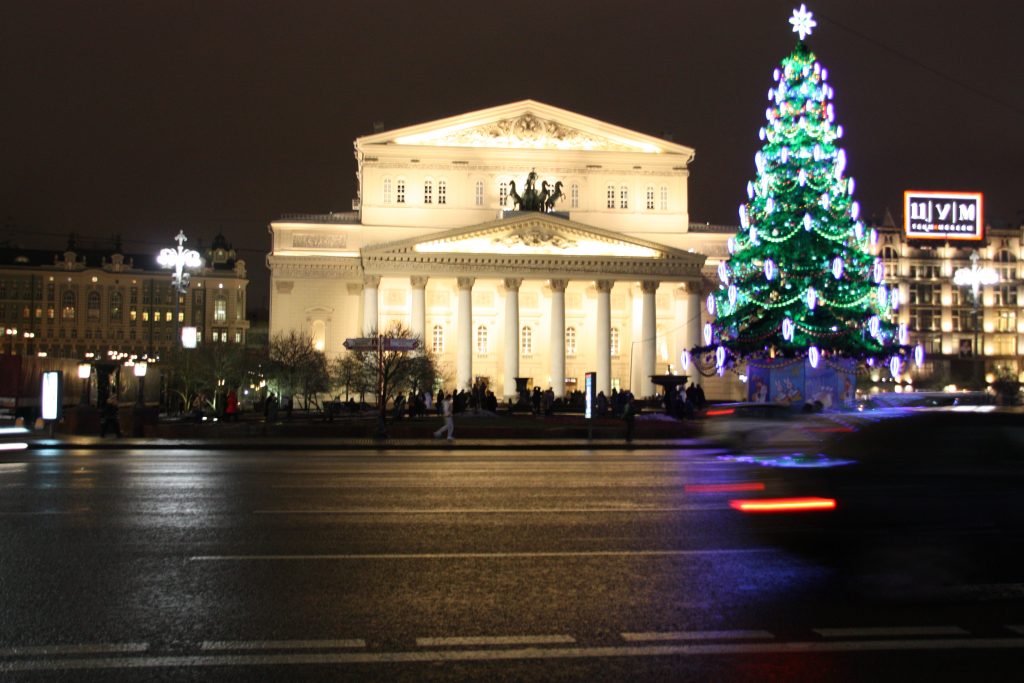 ボリショイ劇場前のイルミネーション